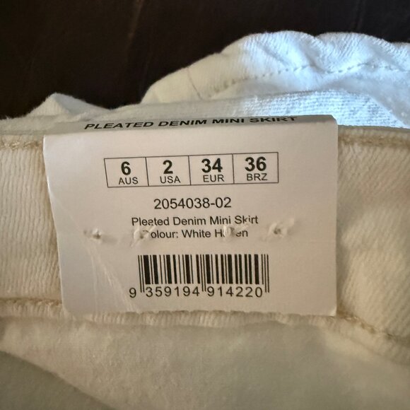 NWT Cotton On Pleated Denim Mini Skirt - Picture 3 of 7